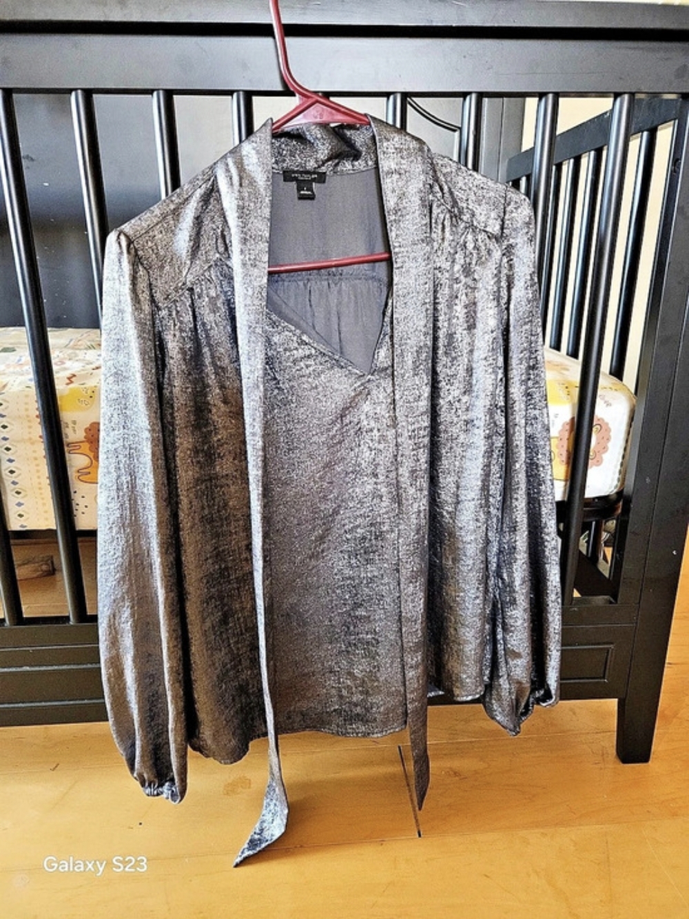 Ann Taylor Factory Metallic Gray Siover Vee LongShirt Size Small With Tie Collar